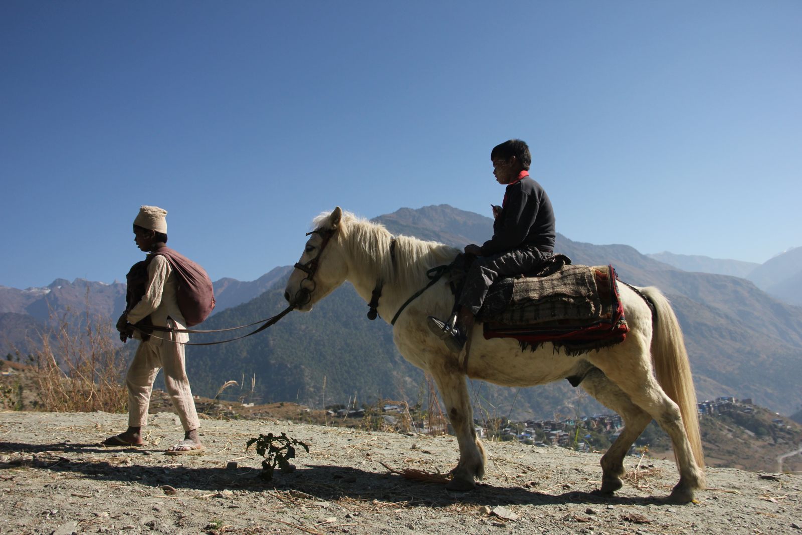 अर्ग्यानिक खुराक ‘कालो पोथी’