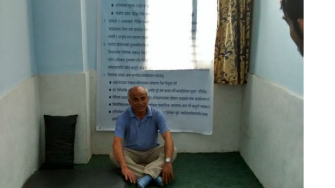 डा. केसीको अनशन शुरु, निशानामा कार्की