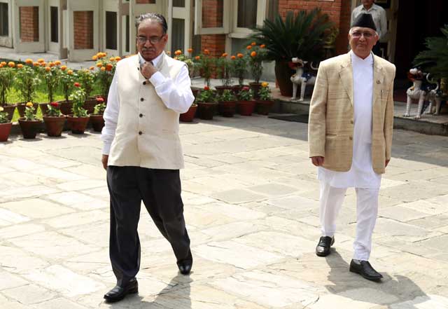 ओली र दाहालवीच खटपट, नयाँ सरकार बनाउने खेल सुरू