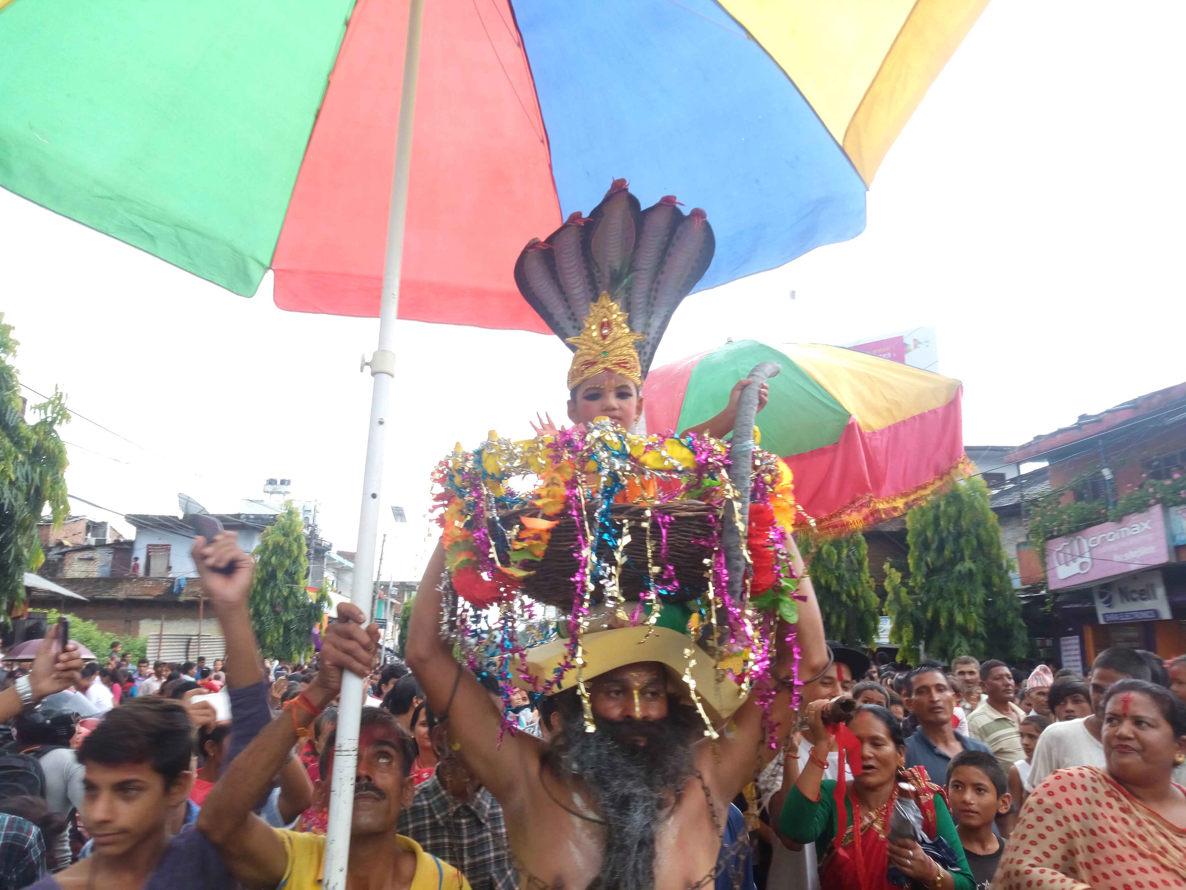 सुुर्खेतमा श्रीकृष्ण जन्माष्टमी रथयात्राका झलकहरु