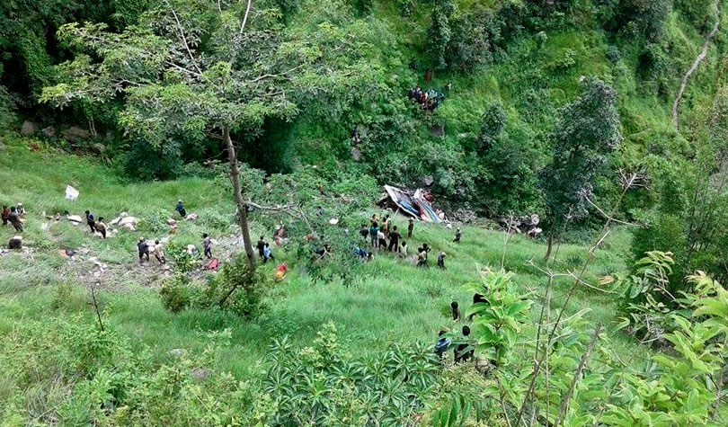 मृतक धेरै भएकाले क्षतिपूर्ति व्यहाेर्न सक्दैनाैं : अरनीकाे यातायात