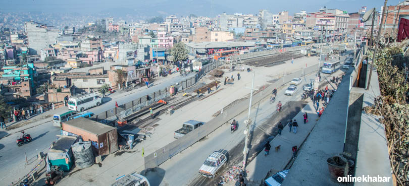कलंकीमा यसरी बन्दैछ नेपालकै पहिलो अन्डरपास रोड