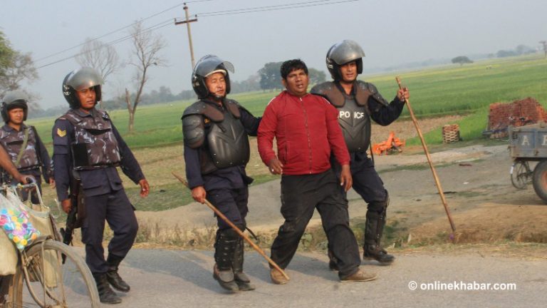 रुपन्देहीमा प्रहरी र सिके राउतका कार्यकर्ताबीच झडप