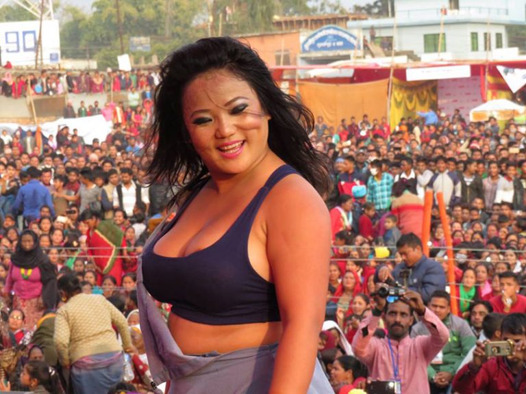 सांस्कृतिक बहसः नांगिनु नारी स्वतन्त्रता हो ज्योतीजी ?