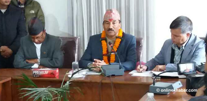 कमल थापाको घोषणाः आजैदेखि देशभरका गाविस विघटन