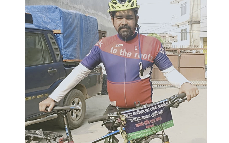एउटै खुट्टाले साईकल चलाएर रारा पुग्छुः यामलाल रसाईली