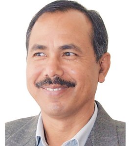 चरम अल्पतन्त्रको मार