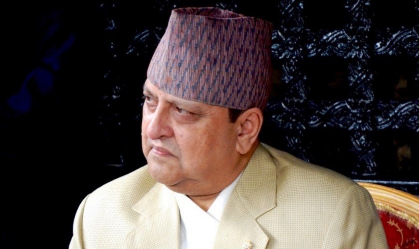 न्याय माग्दै अस्थायी शिक्षकले बुझाए पूर्वराजालाई विन्तिपत्र