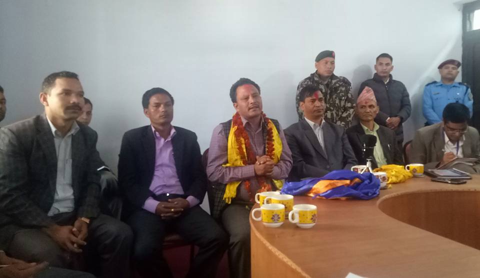 उपभोक्ता समितिबाट धरौटी लिएर काम गर्न लगाइन्छ – मुख्यमन्त्री शाही