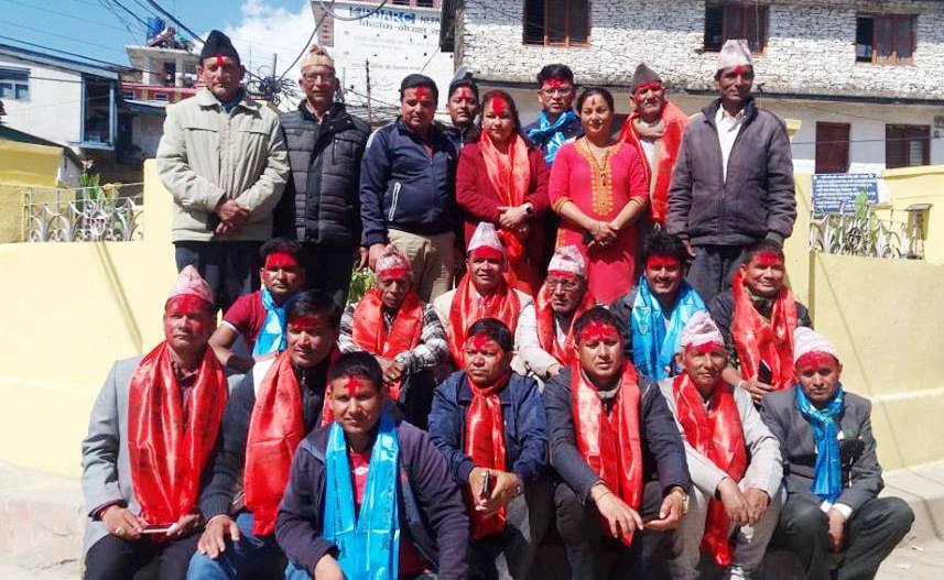 पवित्र मनले सेवा गर्न कांग्रेसको आग्रह