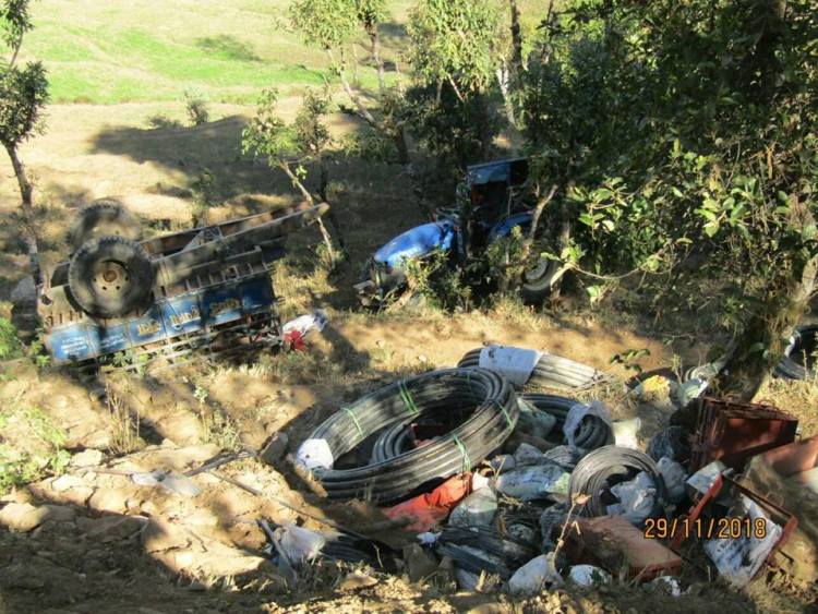 दैलेखमा ट्रयाक्टर दुर्घटना एक जनाको मृत्यु
