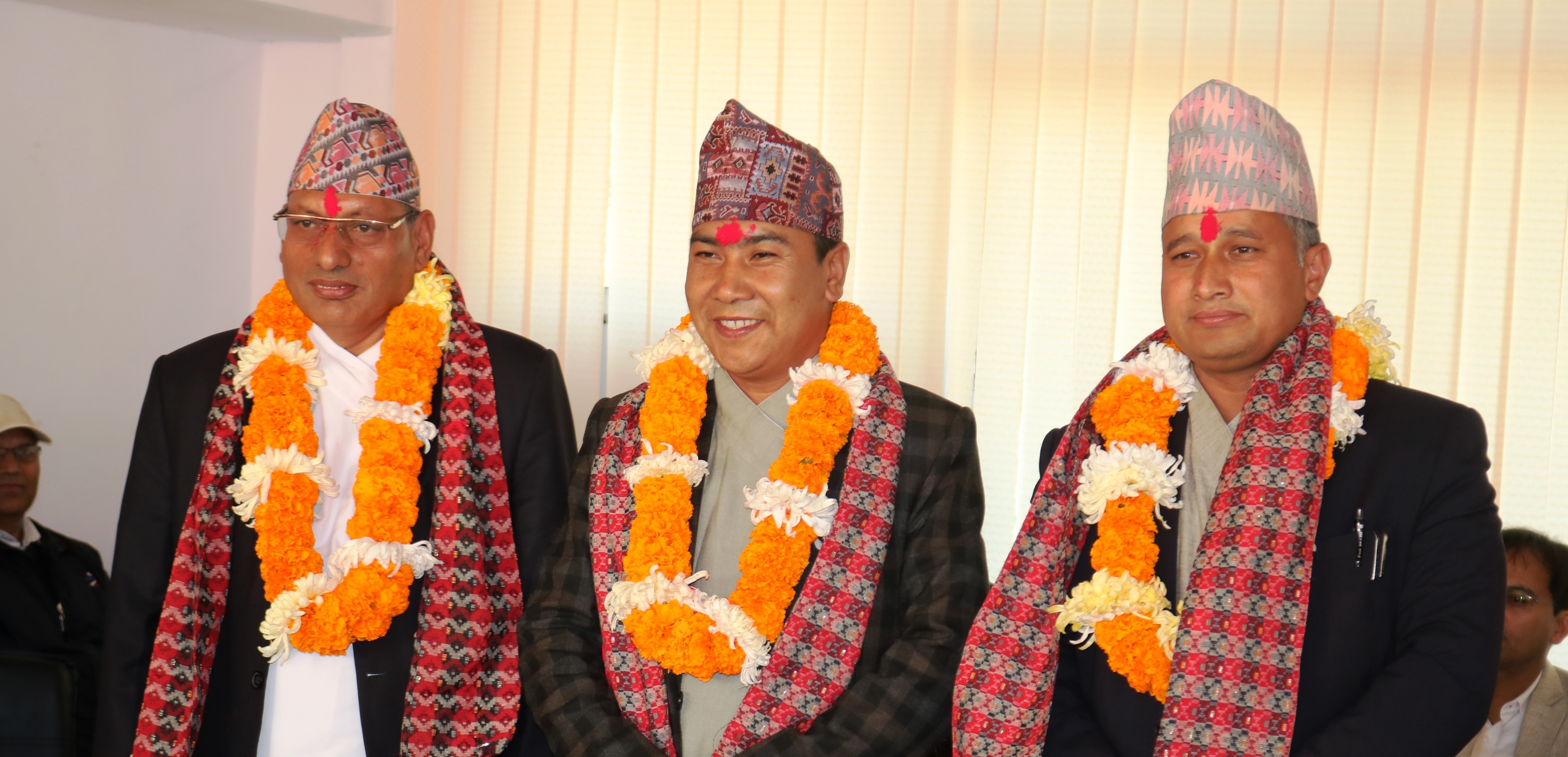कर्णाली प्रदेश योजना आयोगका पदाधिकारीद्धारा सपथ ग्रहण