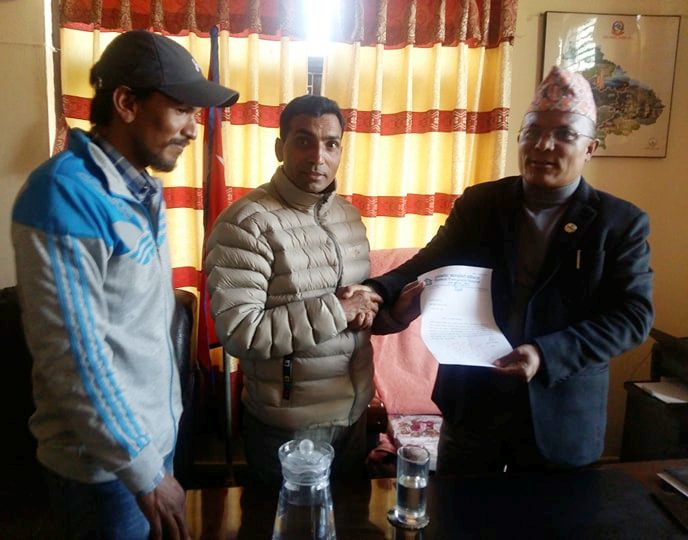 रास्कोट सामुदायिक हस्पिटल निर्माणका लागि थप बजेटको ब्यबस्था हुन्छ–मन्त्री रावल