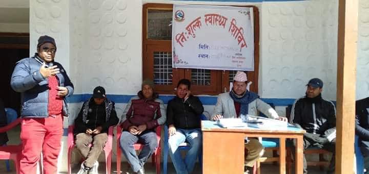 जनतासँग अध्यक्ष, बिरामी सँग डाक्टर