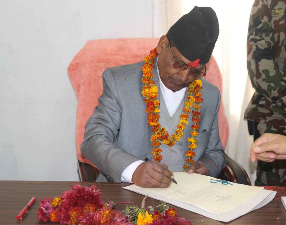 कर्णाली प्रदेश प्रमुखद्वारा शुभकामना सन्देश