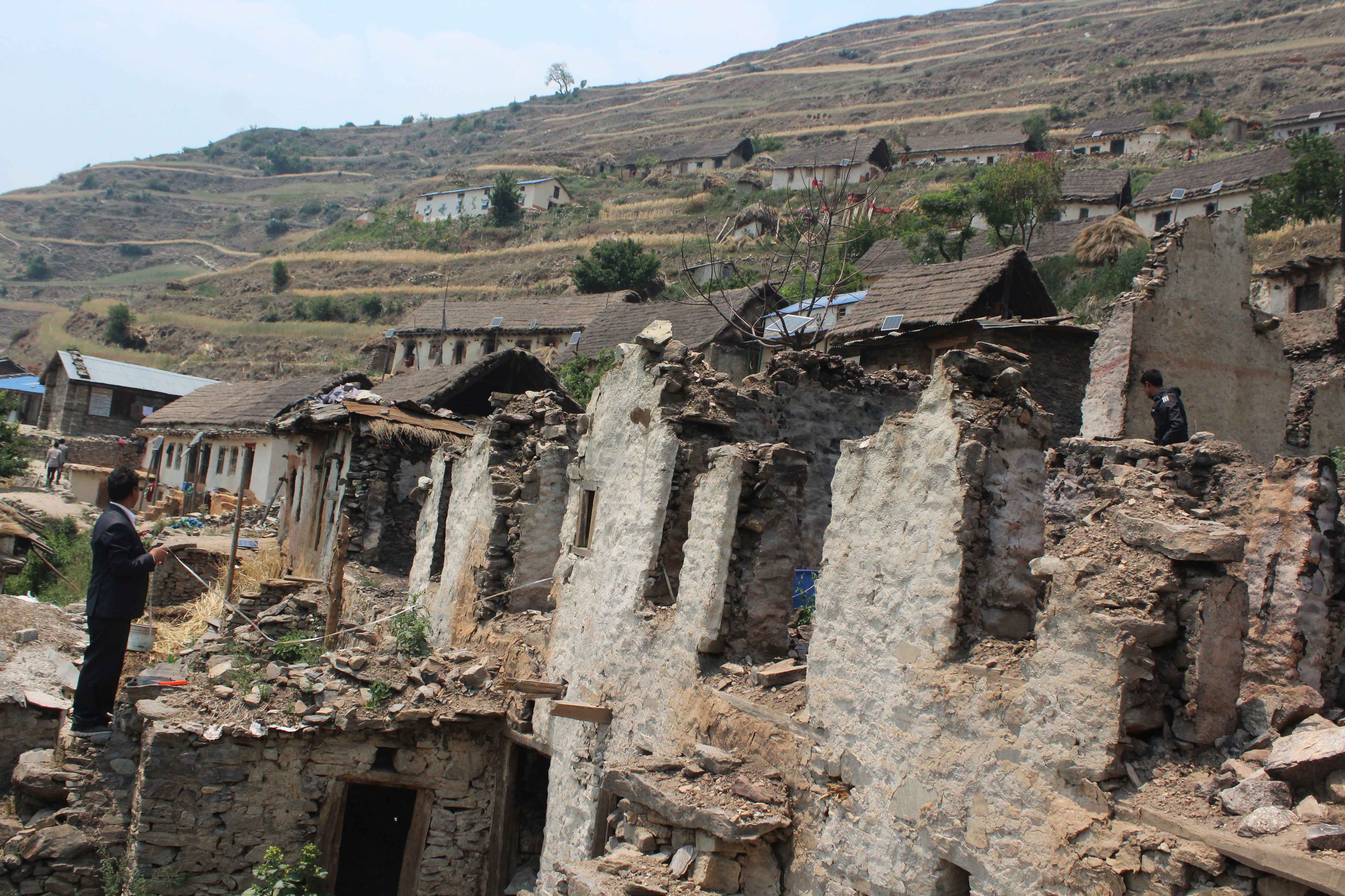 पलाँताको खाडा बस्ती पुनःनिर्माणमा