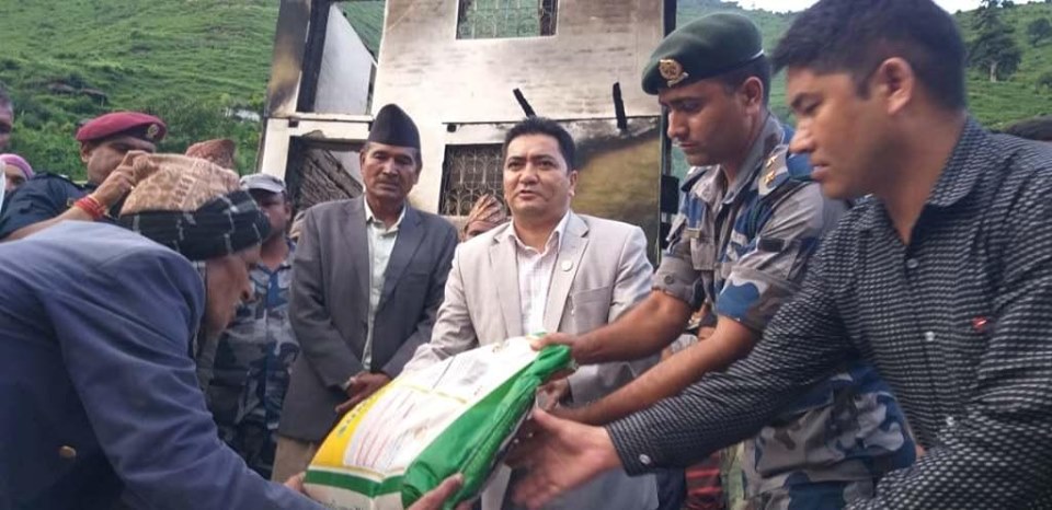 प्रदेश सरकारद्वारा मुगुका अग्निपीडितको उद्दार