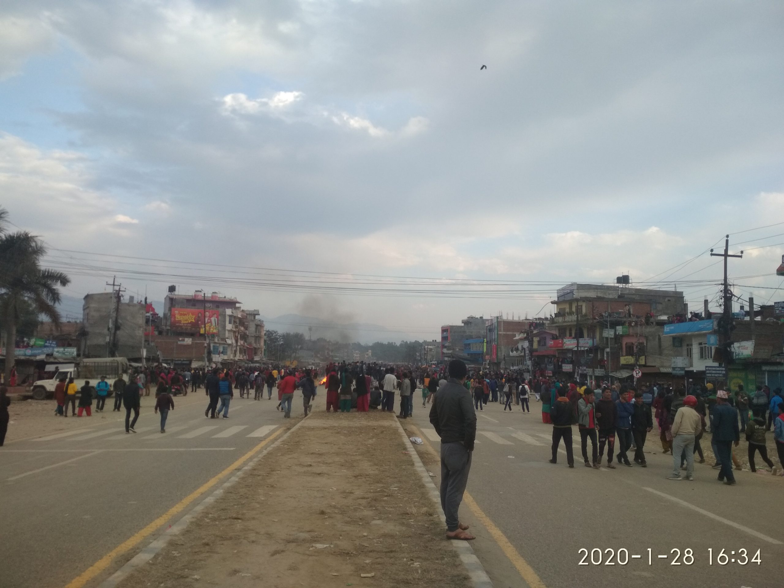 टिप्पर धनी सँगको वार्ता पछि आन्दोलन रोकियो