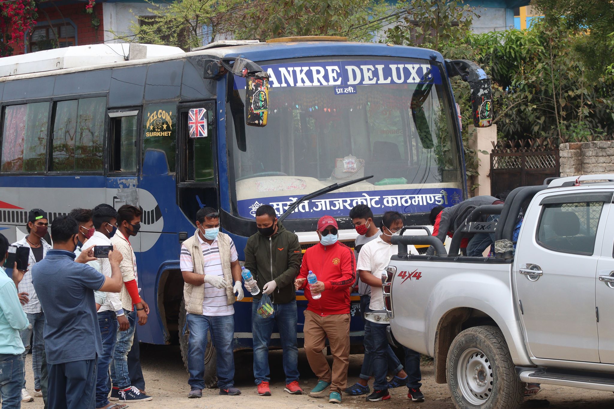 ट्रेड युनियन कांग्रेस कर्णालीद्वारा सुर्खेतमा अलपत्र श्रमिकको उद्दार