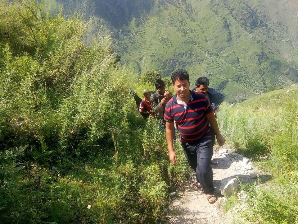 निजी व्यवस्थापनमा आफ्नै घरलाई क्वारेन्टाइन बनाउँदै अध्यक्ष बम