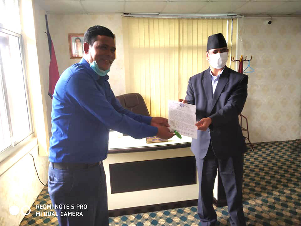 एनप्याब्सनले कर्णाली सरकारलाई विद्यालयको तालाचावी बुझायो