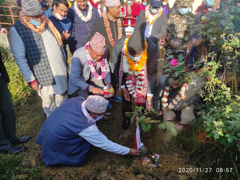 नागरिकको स्वास्थ्य ठिक नभए सम्म देश स्वस्थ हुन सक्दैनः राज्यमन्त्री रावत (भिडियो सहित)