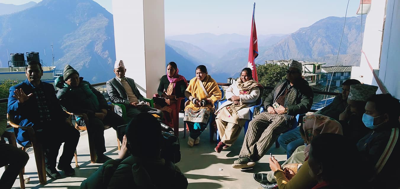 घाममा बसेर सुन्तला खाने होइनः मुख्यमन्त्री शाही (भिडियोसहित)