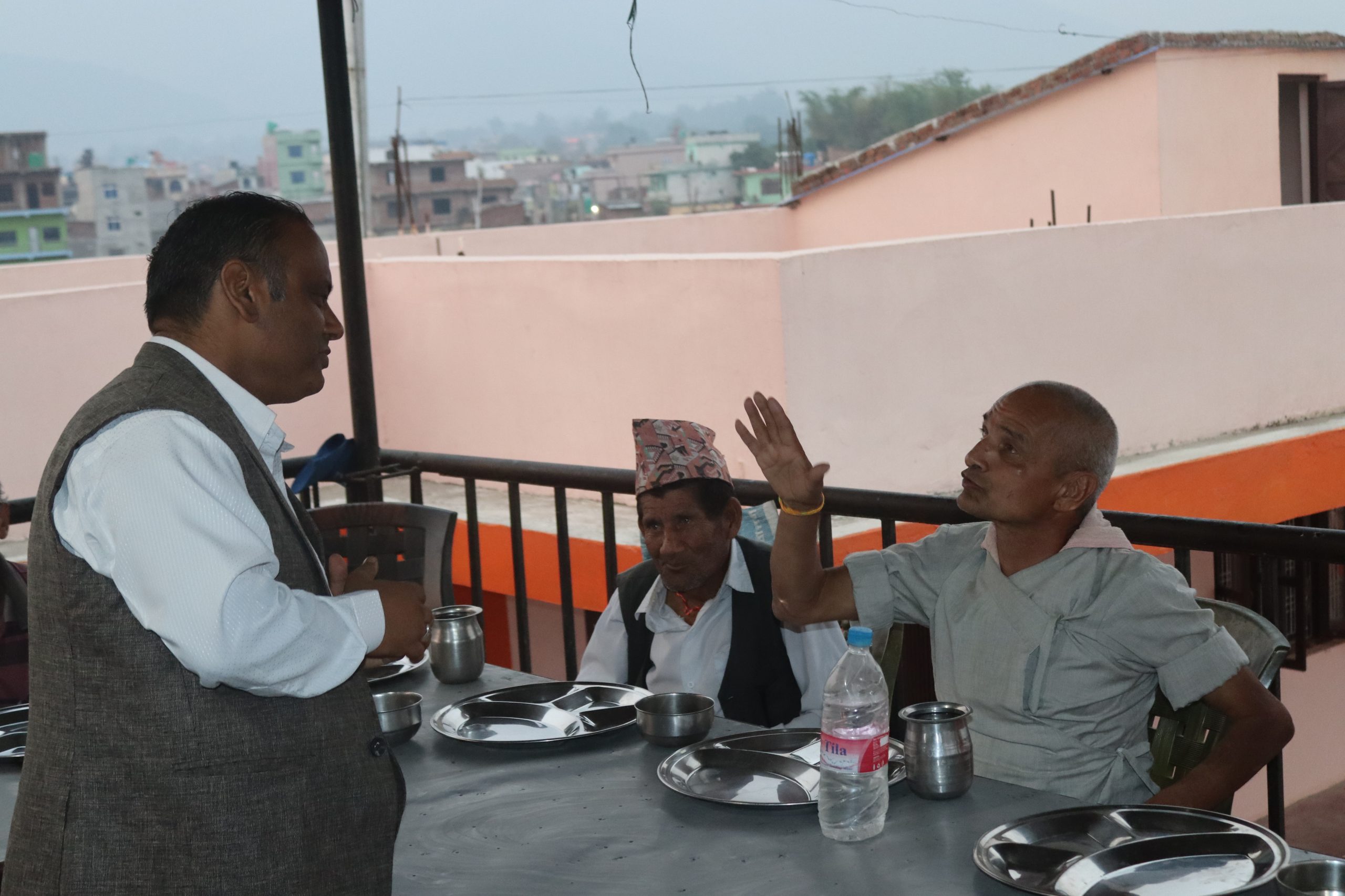 प्रशान्तिका आमा/बुवा संग खड्का