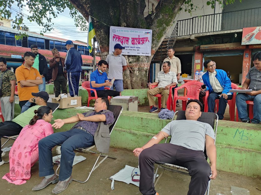 २८औं विश्व आदिवासी दिवसको अवसरमा “रक्तदान”