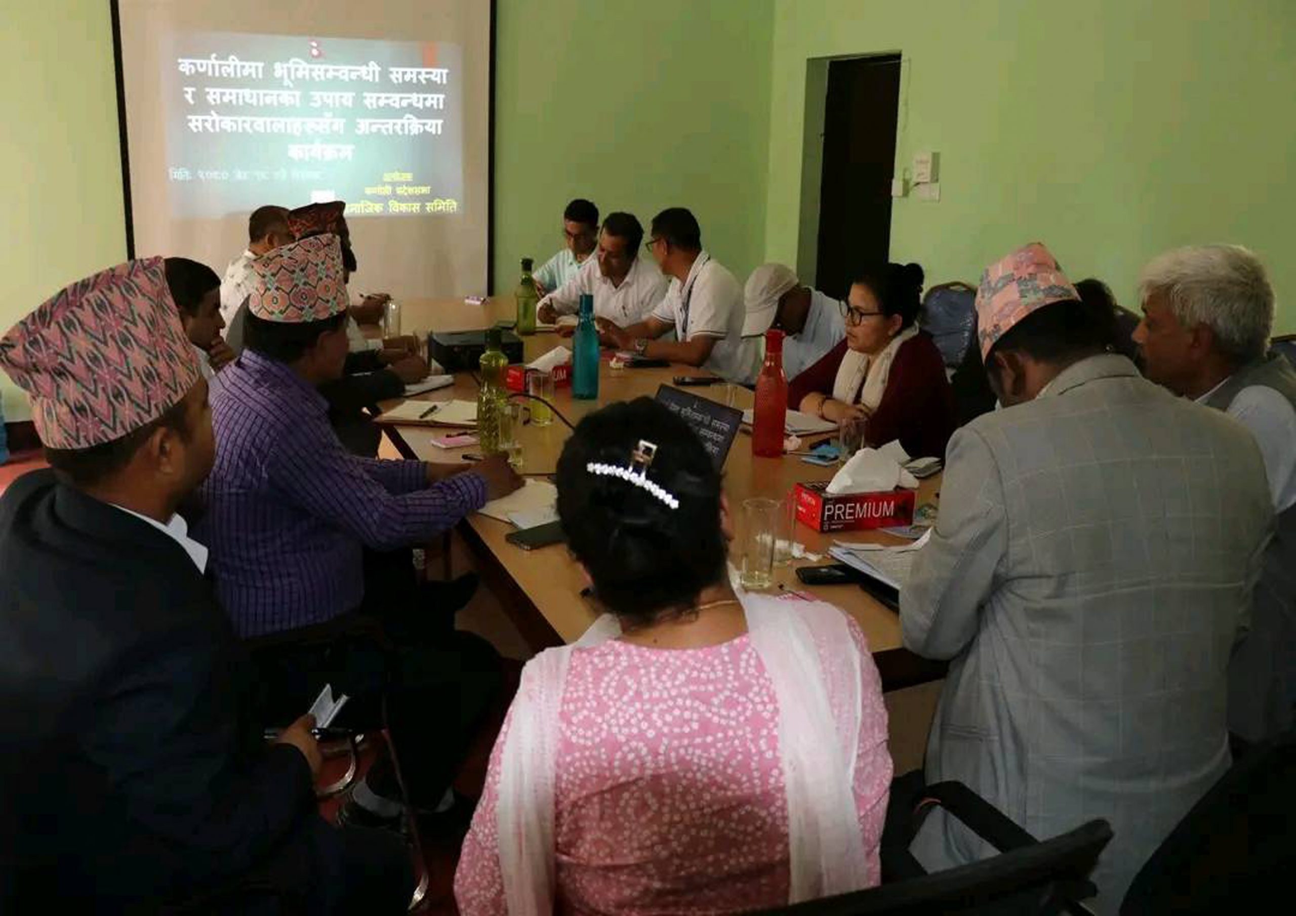 भूमी समस्या समाधानका लागि अन्तरक्रिया